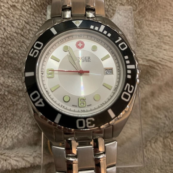 Authentic Wenger Watch - Mens White Face - Picture 4 of 6